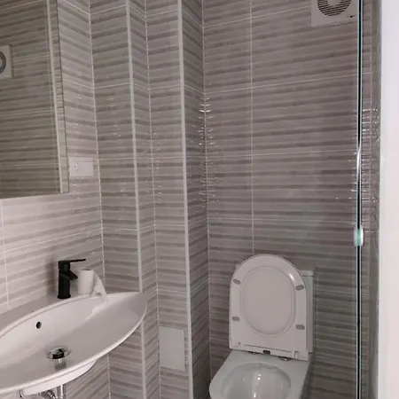 Ottos Hidaway Apartment Torremolinos